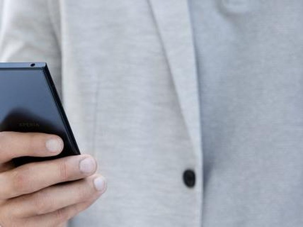 Smartphone Anyar Sony Tanpa Jack Audio? Smartphone Anyar Sony Tanpa Jack Audio?