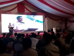 MenPANRB Larang PNS Hendak Naik Pangkat Bawa Map ke BKN