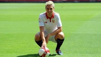 Samir Nasri pensiun dari Timnas Prancis di usia 27 tahun, usai tidak dibawa Prancis ke Piala Dunia 2014. Hubungannya dengan Didier Deschamps juga buruk sejak saat itu. (Foto: Cristina Quicler / AFP)