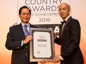 BCA Raih 2 Penghargaan di FinanceAsia Country Awards