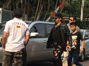 Datang ke Rumah Aa Gatot, Limbad Mau Bantu Buka Brankas Sakti?