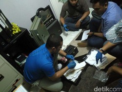 Total Kristal Putih Diduga Sabu yang Diamankan dari Brankas Rumah Aa Gatot 17,08 gram