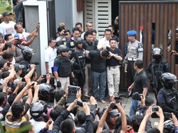 Tak Hanya Makan Mi, AJS Juga Sempat Solat Bareng Korban Perampokan Pondok Indah