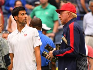 Lawan Cedera di Tengah Laga, Djokovic Lolos ke Babak Keempat