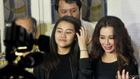 Sambutan Hangat Keluarga untuk Reza Artamevia