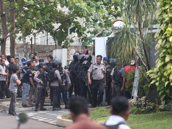 Perampokan di Pondok Indah, Polisi Bawa Pelaku ke Polda Metro Jaya