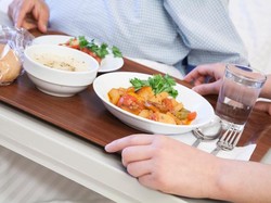 Demi Alasan Kesehatan, Maksimal 4 Jam Setelah Disajikan Sisa Makanan Pasien Dimusnahkan