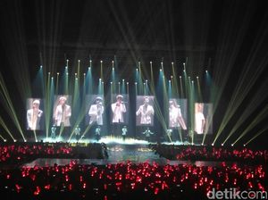 iKON Bikin Jatuh Cinta di MV Love Scenario iKON Bikin Jatuh Cinta di MV Love Scenario