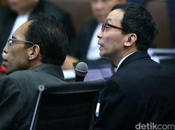 Pertanyaan Jaksa Soal Sertifikat Sianida Mengundang Tawa Pengunjung