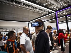 Unjuk Gigi Vendor Teknologi di IFA 2016 Unjuk Gigi Vendor Teknologi di IFA 2016