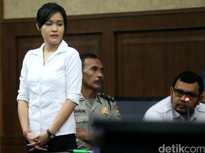 Hakim: Setelah Mirna Tewas Jessica Bikin Catatan Kronologi Peristiwa Hakim: Setelah Mirna Tewas Jessica Bikin Catatan Kronologi Peristiwa
