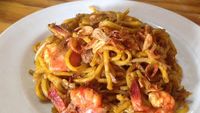 Nikmatnya Mie Goreng Aceh Berempah dan Martabak Berkuah Kari di Sini