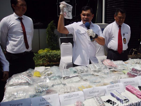 Polisi Bongkar Peredaran Obat Kedaluwarsa