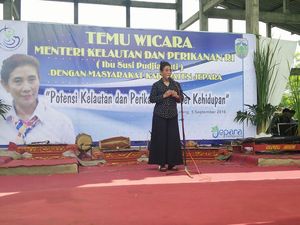 Susi Janjikan Nelayan Pantura Tangkap Ikan di Natuna, Tapi Ada Syaratnya Susi Janjikan Nelayan Pantura Tangkap Ikan di Natuna, Tapi Ada Syaratnya