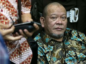Janji Potong Leher, La Nyalla: Untuk Pecut Tim Saya Menangkan Jokowi Janji Potong Leher, La Nyalla: Untuk Pecut Tim Saya Menangkan Jokowi