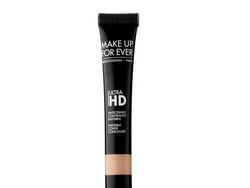 Editors Choice: 5 Concealer Bawah Mata Favorit Para Makeup Artist Ternama