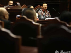 Pemerintah dan DPR Tolak Gugatan UU Pilkada, Ahok: MK yang Memutuskan!