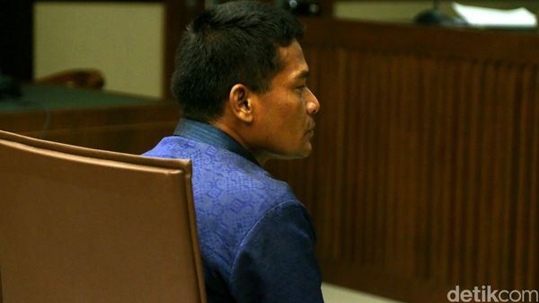 Sidang Dakwaan Rohadi