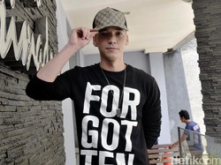 Stefan William Sempat Terpuruk Saat Cerai dengan Celine Evangelista