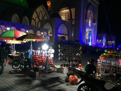 Bulan Budaya Lombok Jadi Ladang Rezeki, PKL Selalu Update Info dari Internet