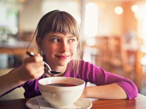 Racik Sup dengan Bahan Sehat Ini Agar si Kecil Tak Mudah Sakit