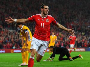 Wales Berusaha ke Rusia Tanpa Bale Wales Berusaha ke Rusia Tanpa Bale