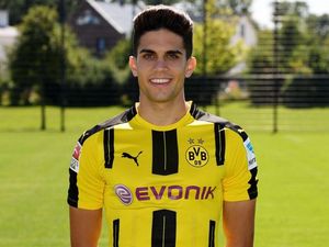 Bartra Tak Menyesal Tinggalkan Barca