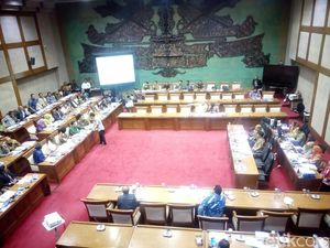 Ingin Suntikan Modal Rp 53 T, BUMN Harus Beberkan Laporan Keuangan Ingin Suntikan Modal Rp 53 T, BUMN Harus Beberkan Laporan Keuangan