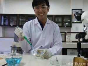 Mahasiswa ini Temukan Bioinsektisida dari Jamur Mahasiswa ini Temukan Bioinsektisida dari Jamur