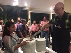 Dapat Perak Olimpiade, Sri Wahyuni dan Eko Yuli Dijamu Steak oleh Dubes Australia