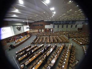 Sidang Paripurna RUU APBN 2018, 364 Anggota DPR Absen
