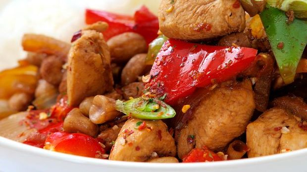  Resep  Ayam  Kung  Pao  Menu Klasik yang Tetap Asyik