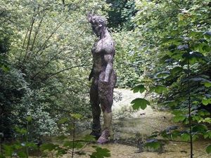 Kisah Lubang Setan di Eropa