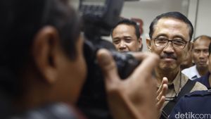 Ary Suta Diperiksa Kasus Kepemilikan Senpi Gatot