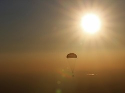 172 Hari di Ruang Angkasa, Astronot AS dan Kosmonot Rusia Kembali ke Bumi