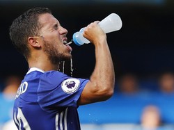 Hazard Puji Conte Sekaligus Kritik Mourinho?