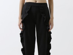 Stylish Saat Hangout dengan 5 Jenis Celana yang Tren Saat Ini