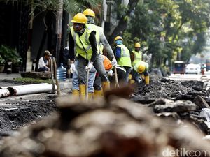 Pedestrian di Kawasan Melawai Diperbaiki Pedestrian di Kawasan Melawai Diperbaiki