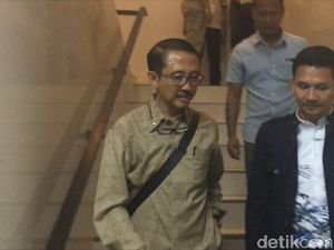 Ary Suta Membantah Beri Senpi ke Aa Gatot Brajamusti, Polisi Akan Konfrontir