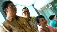 Dirut Bank Mega Sapa Nasabah