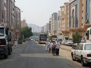 Hiruk Pikuk Little Indonesia di Kota Makkah