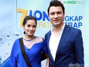 Kompaknya Titi Kamal dan Christian Sugiono