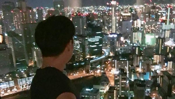 Aksi Lucu Pasangan yang Terinspirasi #FollowMeTo