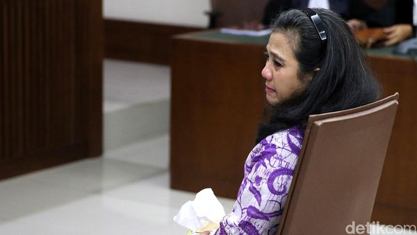 Damayanti Bacakan Pledoi