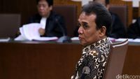 Panitera PN Jakpus Edy Nasution Mulai Diadili