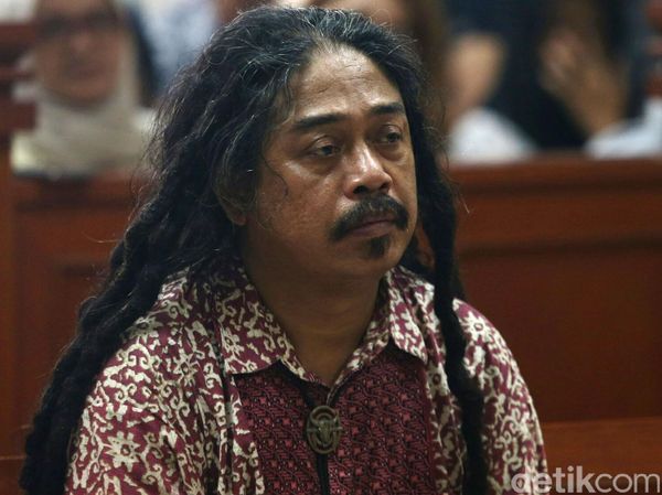 Saut Situmorang Divonis Hukuman Percobaan 5 Bulan Penjara
