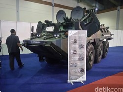 Panser Amfibi Made in Bandung Mejeng di IBD Expo 2016