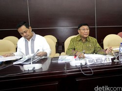 Tunggu Pengumuman KPK, Pimpinan DPD Kumpul di Senayan