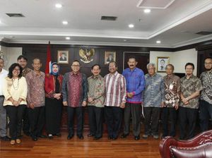 Ketua MPR Ajak Kampus Sinergikan Iptek, Iman dan Takwa