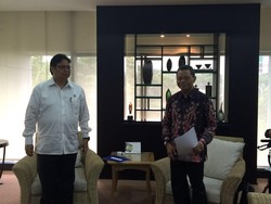 Pembaca Koran Menurun, Industri Kertas Tertekan